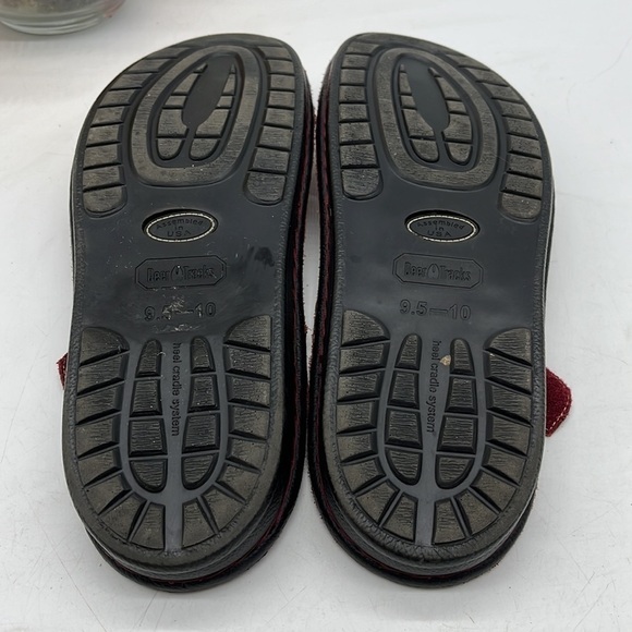 Deer Tracks Dark Red Leather Studded Sandals Size 10. FFT2749D - Picture 6 of 8